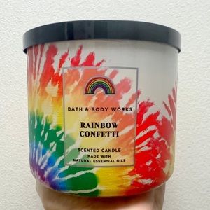 Bath Body Works Rainbow Confetti Candle